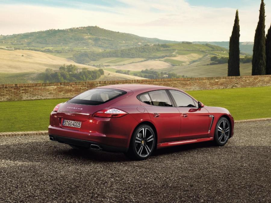  Porsche Panamera V6 2010 года  (фото 5 из 7)